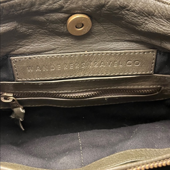 Wanderers Travel Co. Leather Shoulder Bag - Picture 3 of 4